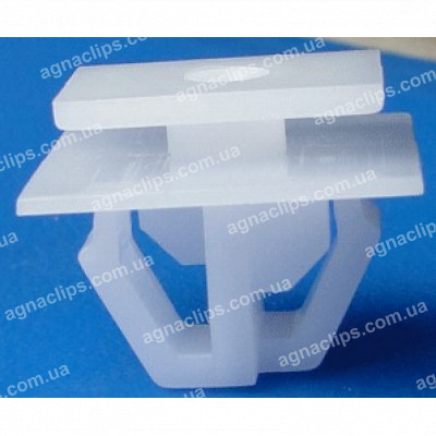 C 889 Кліпса Hyundai Ssang Yong 795 570 6000 молдингу крила