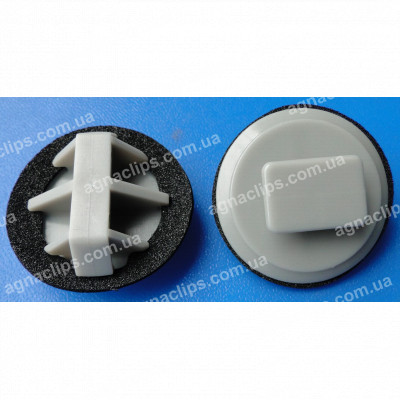 C 1516 Кліпса Mazda BP4L51SJ3 молдингу порога