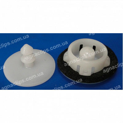 C 1105 Кліпса Nissan