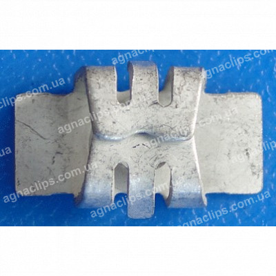 C 588 Скоба 15.8x6.5mm GM 15686142 решітка радіатора