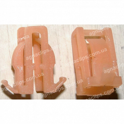 C 1567 Кліпса Toyota Suzuki Nissan