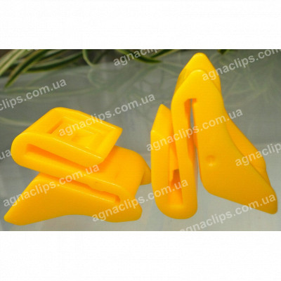 C 1631 Тримач бампера Nissan