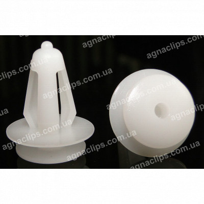 C 1667 Кліпса обшивки універсальна