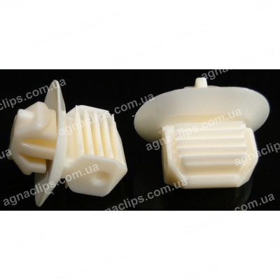 C1674 Кліпса Seat Skoda VW 6N0867276 внутрішньої обшивки