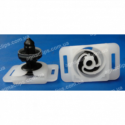 C 1728 Кліпса Ford W709004S300 1257376