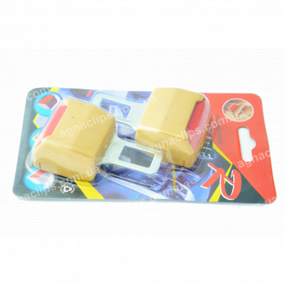 Заглушка ременя безпеки бежевий. (пара)