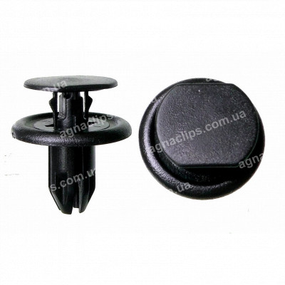 C 1981 Кліпса Mazda BGV456145