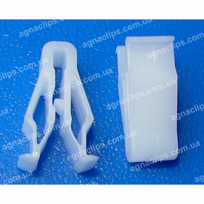 C 1880 Кліпса панелі приладів