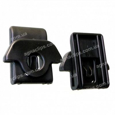 C 1991 Скоба Nissan Infiniti 638489Y000 кріплення підкрилок