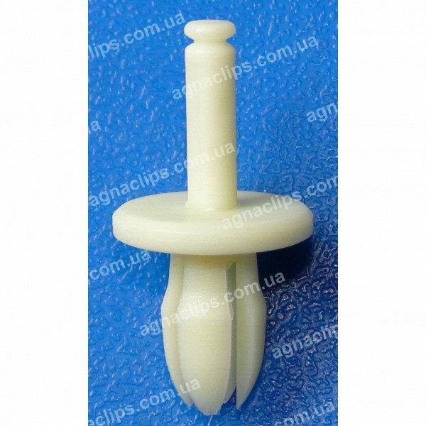 C 3182 Кліпса Volkswagen Audi Seat Skoda 5K0837975A