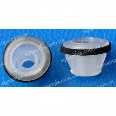 C 3461 Втулка Mazda LA0151958 кріплення емблем