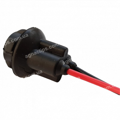 PN28 Патрон під лампу W5W у гумовому корпусі, рівні зачепи