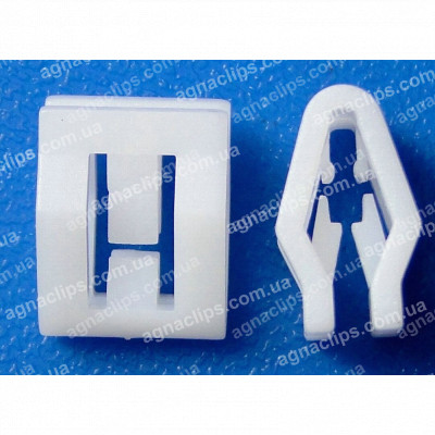 C 3521 Кліпса панелі приладів універсальна