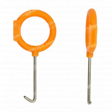 LT107 Крюк панелей автомобіля 65 мм метал пластик