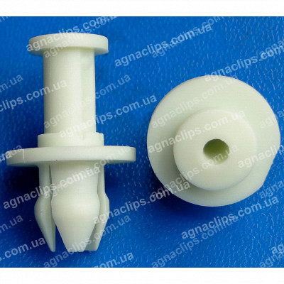 C 3570 Кліпса Chrysler 68053681AA