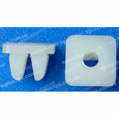 C 3679 Кліпса Geely JQ398D8988