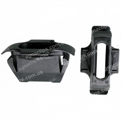 C 3748 Кліпса Land Rover LR018173