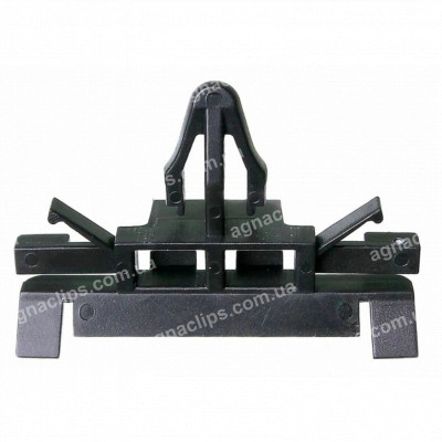 C 3895 Кліпса Volvo 31304111