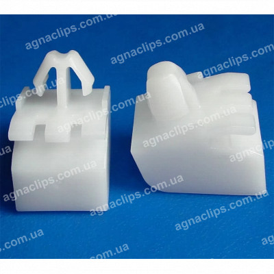 C 3958 Кліпса Mercedes A0009916371