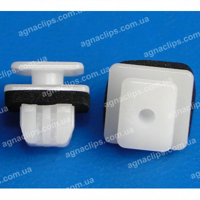 C 3997 Кліпса Honda 75615SFM003 кріплення підкрилок