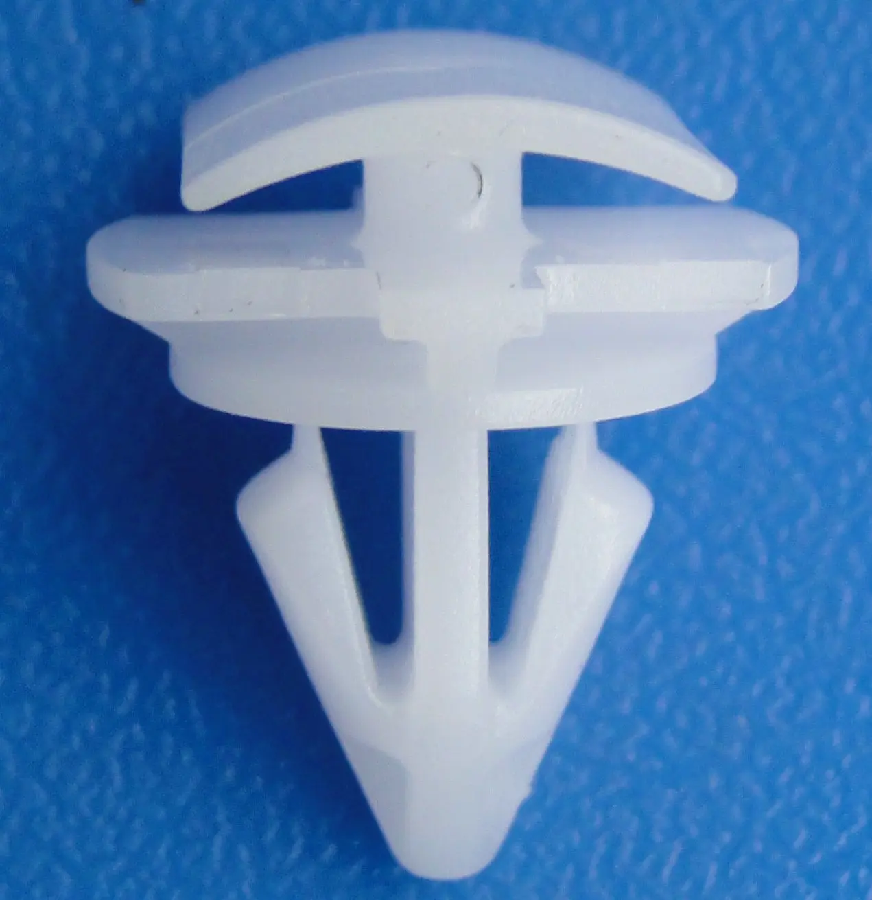 COLONISTA CONPE10　カミナリ ver. 1-174357-2 : Econoseal 自動車用ハウジング | TE Connectivity