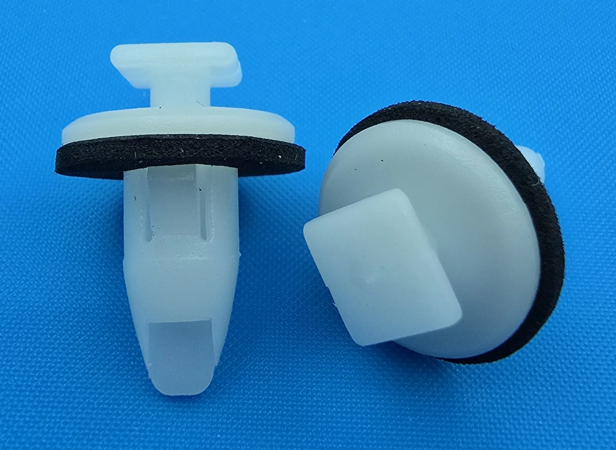 Кліпси молдингів DK6021 Кліпса Renault KOLEOS 769841366R Ціна 0.62